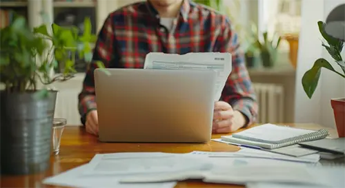 Proceso de verificación y análisis de plataformas